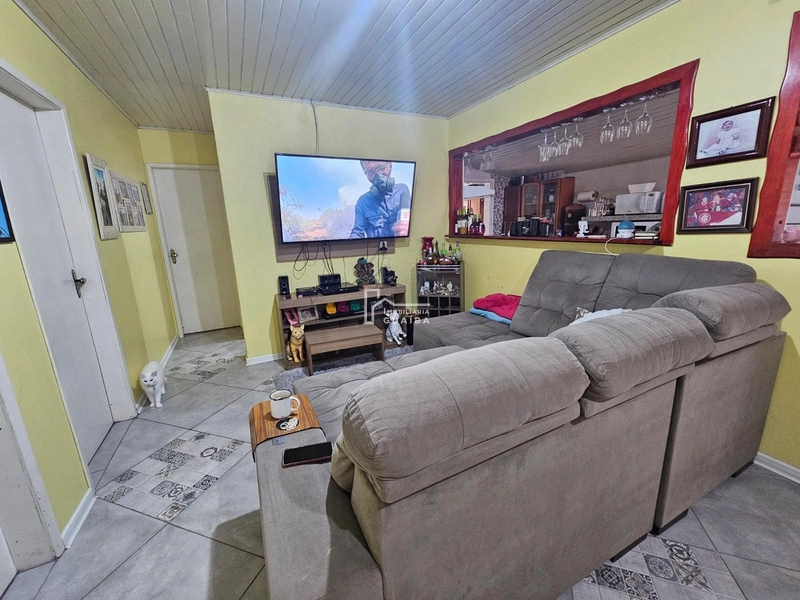 Casa com piscina bairro Colina: 4ª foto da galeria de imagens do imóvel