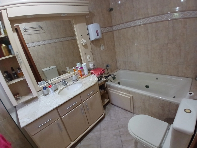 CASA COM 3  DORMITÓRIOS SENDO 2 COM SUÍTE: 6ª foto da galeria de imagens do imóvel
