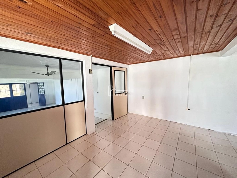 Ponto comercial/residencial no Centro de Guaíba: 13ª foto da galeria de imagens do imóvel