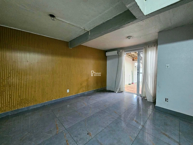 Sobrado em ótimo estado de conservação. . . : 2ª foto da galeria de imagens do imóvel