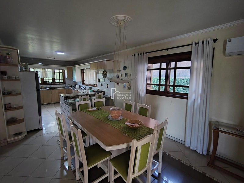 Casa na Colina ,ampla e Aconchegante .: 11ª foto da galeria de imagens do imóvel