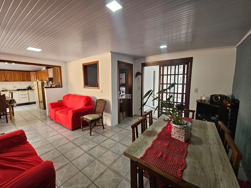 Casa 3 dormitórios: 6ª foto da galeria de imagens do imóvel