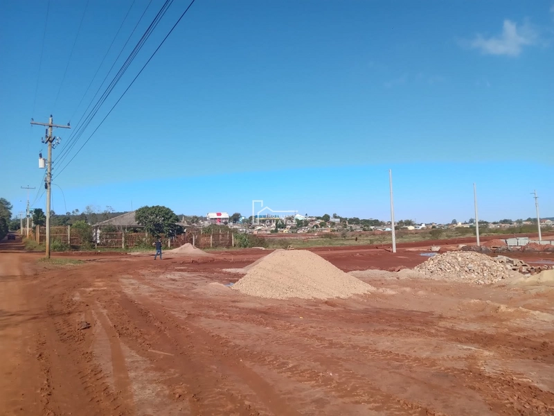 TERRENO NO RECANTO DOS PÁSSAROS: 1ª foto da galeria de imagens do imóvel