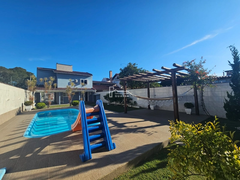Belíssima casa totalmente mobiliada.: 28ª foto da galeria de imagens do imóvel