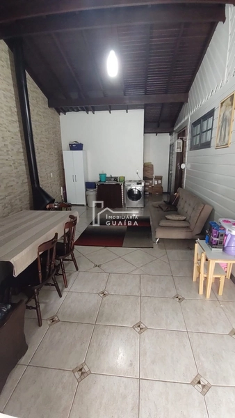 Casa de 3 dormitórios com piscina: 19ª foto da galeria de imagens do imóvel
