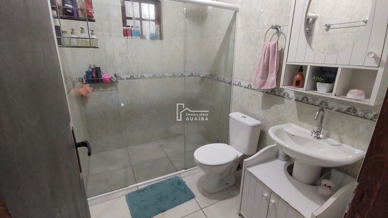 Casa de 3 dormitórios com piscina: 17ª foto da galeria de imagens do imóvel