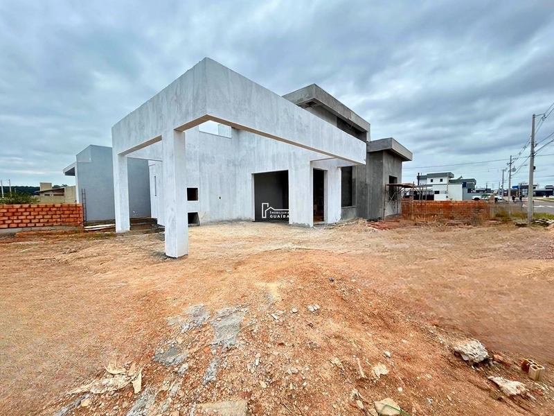 BELISSIMA CASA COM PISCINA: 11ª foto da galeria de imagens do imóvel