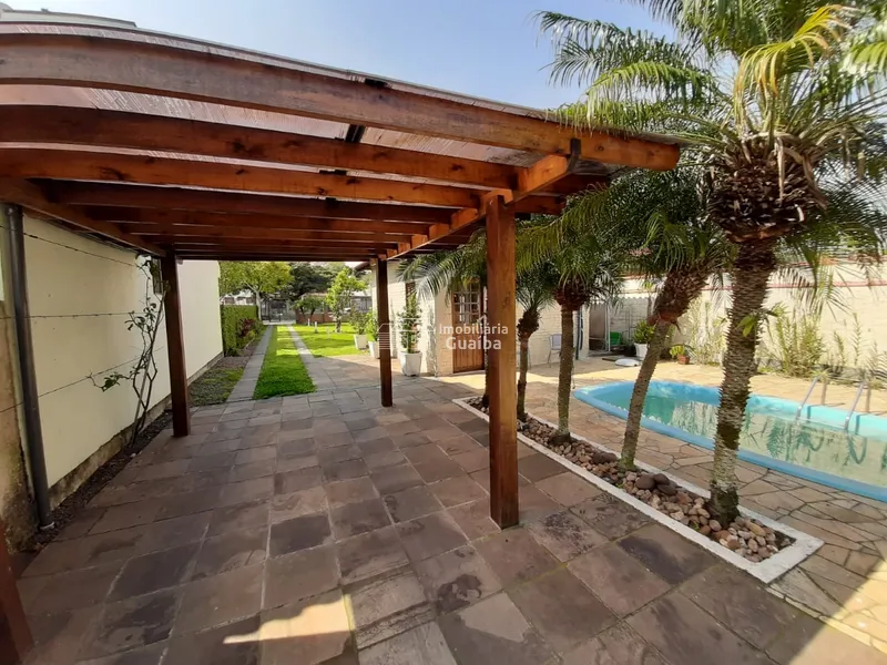 BELA CASA COM PISCINA!: 8ª foto da galeria de imagens do imóvel