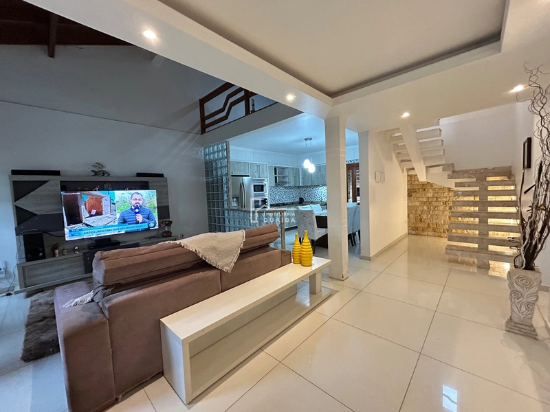 CASA ACONCHEGANTE NO JARDIM DOS LAGOS!: 10ª foto da galeria de imagens do imóvel
