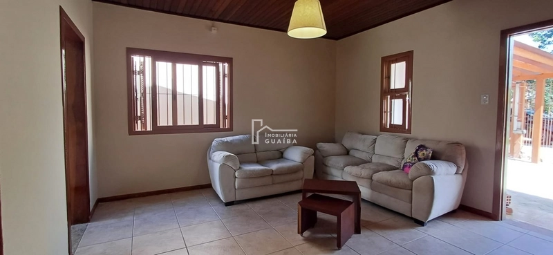 Oportunidade! Casa ampla e aconchegante bem localizada!: 3ª foto da galeria de imagens do imóvel
