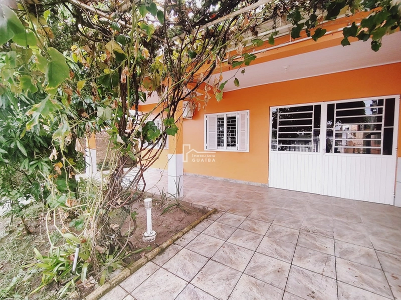 Casa 3 dormitórios: 1ª foto da galeria de imagens do imóvel