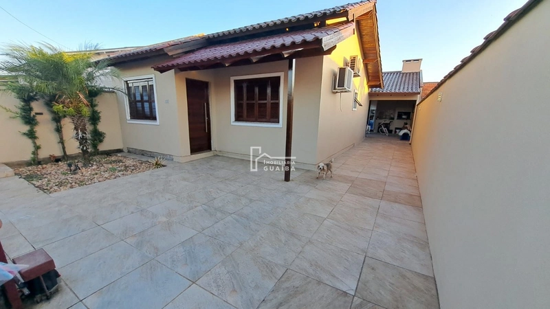 Excelente casa com piscina: 1ª foto da galeria de imagens do imóvel