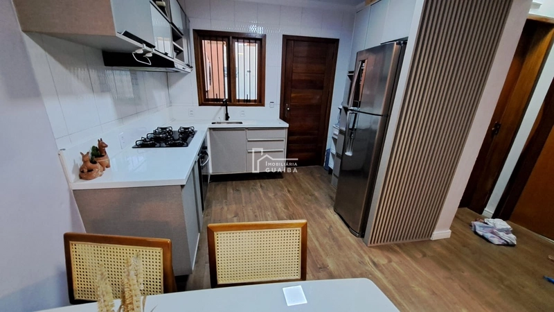 Excelente casa com piscina: 4ª foto da galeria de imagens do imóvel