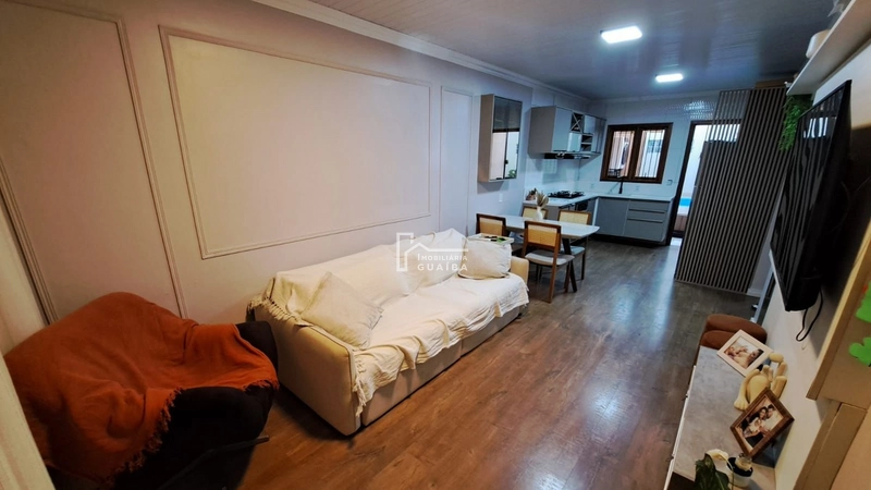 Excelente casa com piscina: 2ª foto da galeria de imagens do imóvel