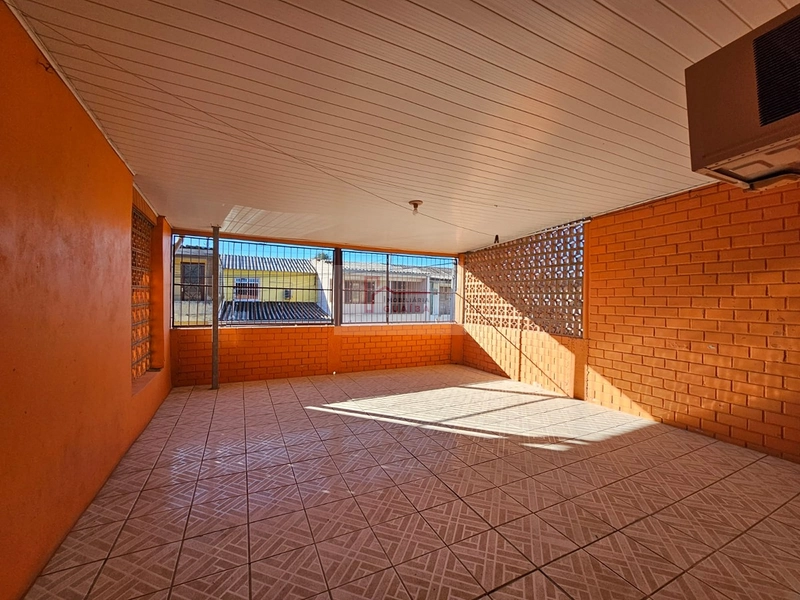 Recém reformada e bem ensolarada...: 8ª foto da galeria de imagens do imóvel