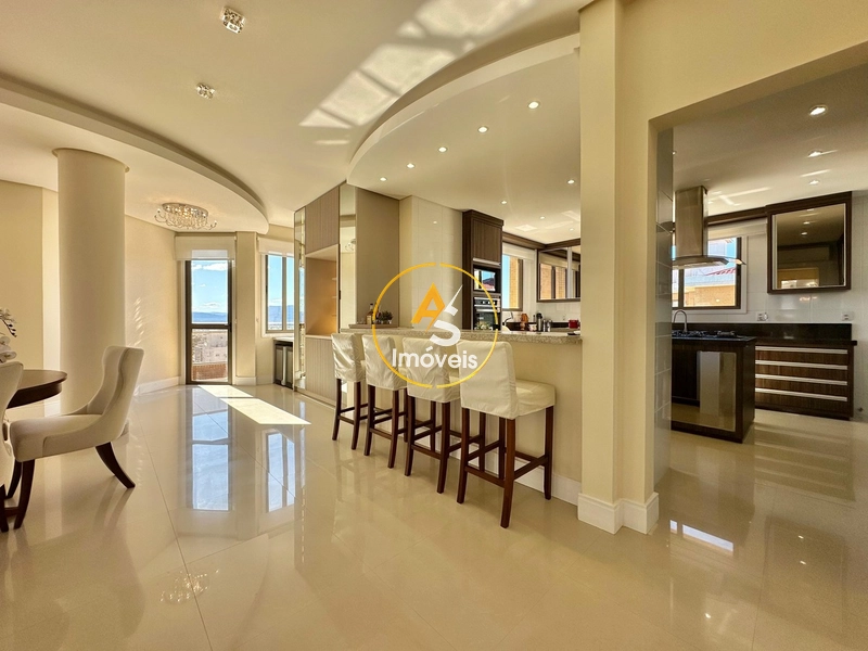 COBERTURA CINEMATOGRÁFICA COM VISTA PARA O MAR: 6ª foto da galeria de imagens do imóvel