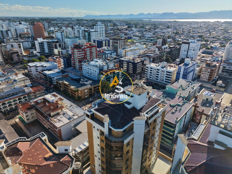 COBERTURA CINEMATOGRÁFICA COM VISTA PARA O MAR: 52ª foto da galeria de imagens do imóvel