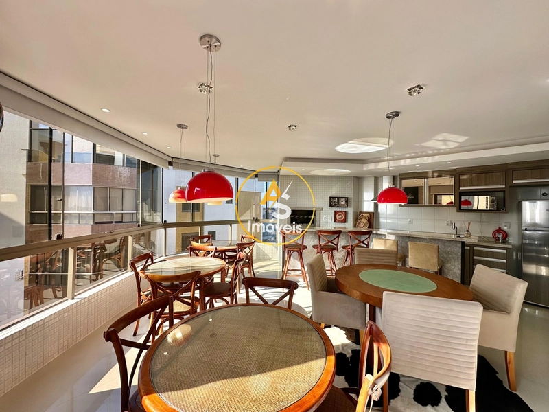 COBERTURA CINEMATOGRÁFICA COM VISTA PARA O MAR: 43ª foto da galeria de imagens do imóvel