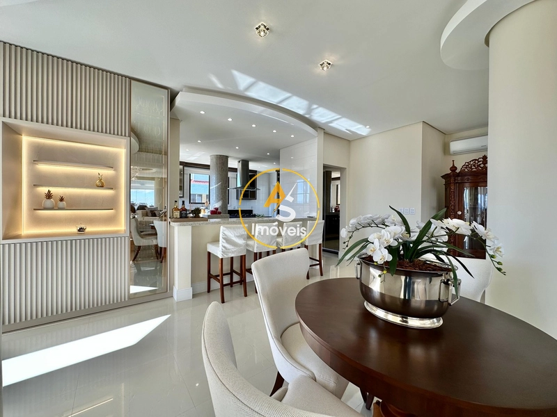 COBERTURA CINEMATOGRÁFICA COM VISTA PARA O MAR: 8ª foto da galeria de imagens do imóvel