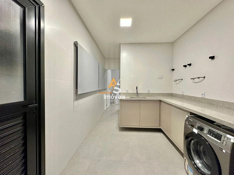 SOBRADO FINAMENTE MOBILIADO E DECORADO NO CONDOMÍNIO SENSE!!!: 47ª foto da galeria de imagens do imóvel