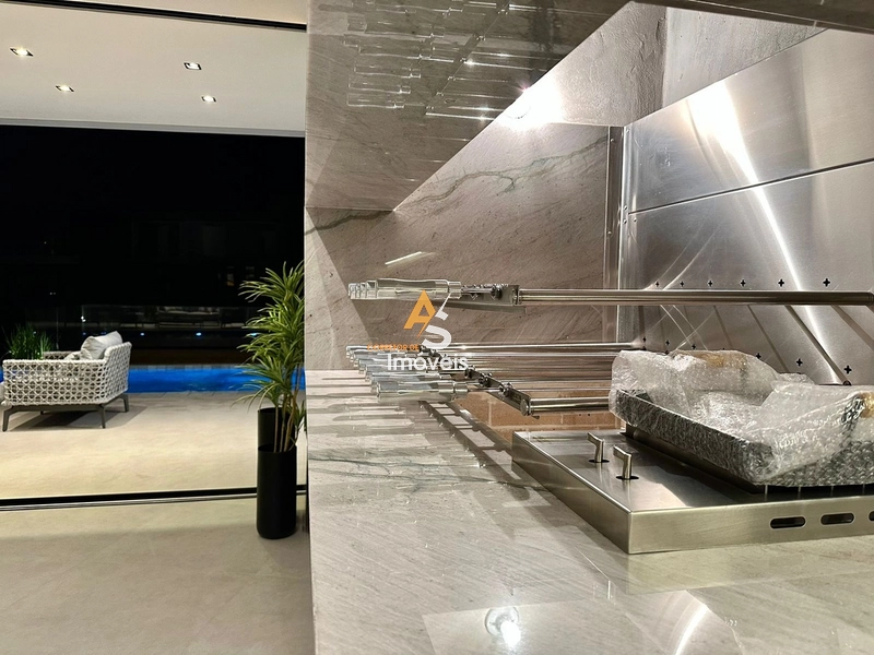 SOBRADO FINAMENTE MOBILIADO E DECORADO NO CONDOMÍNIO SENSE!!!: 17ª foto da galeria de imagens do imóvel