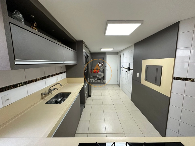 APTO DE 4 DORMITÓRIOS COM 2 SUÍTES FINAMENTE MOBILIADO E DECORADO: 2ª foto da galeria de imagens do imóvel