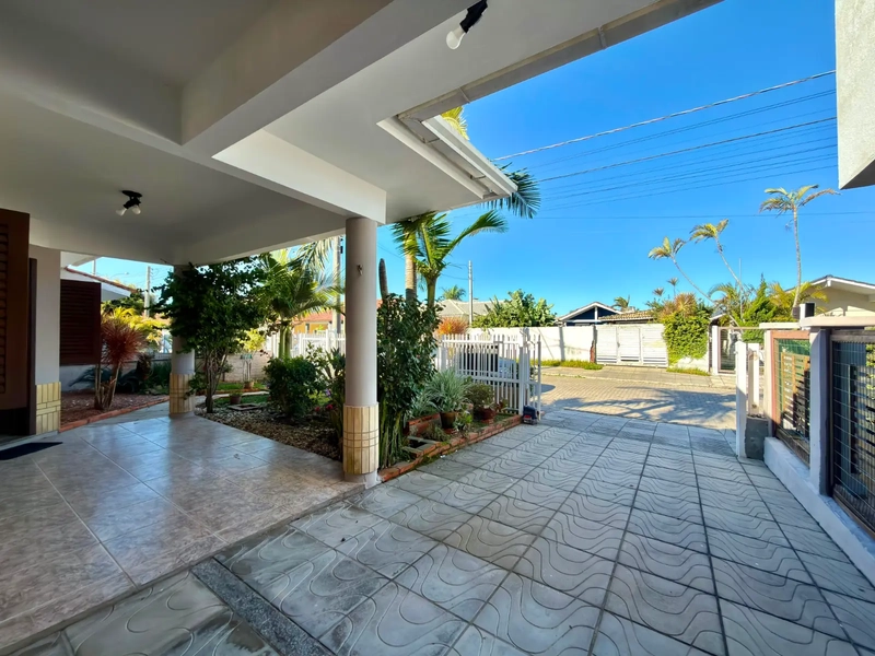 CASA EM BAIRRO À VENDA: 5ª foto da galeria de imagens do imóvel