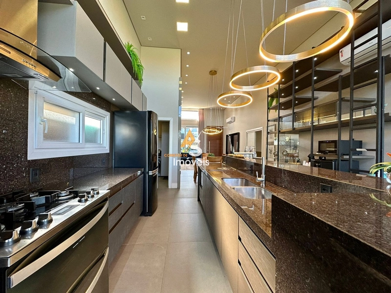 CAPÃO ILHAS RESORT CASA BEIRA LAGO À VENDA: 8ª foto da galeria de imagens do imóvel