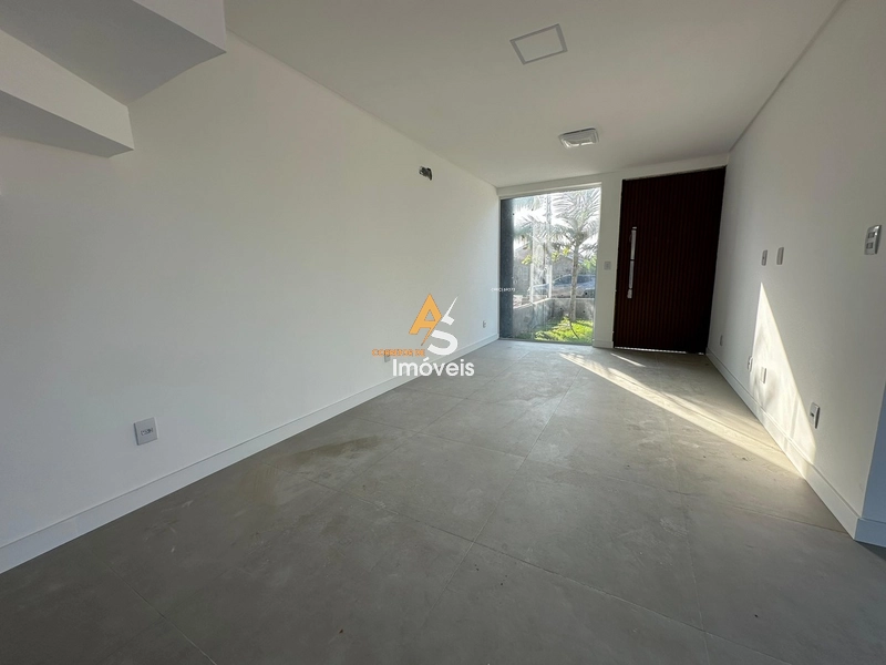 SOBRADO A VENDA EM IMBE: 2ª foto da galeria de imagens do imóvel