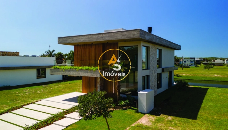 CASA PADRÃO LUXO EM TORRES!!!: 4ª foto da galeria de imagens do imóvel