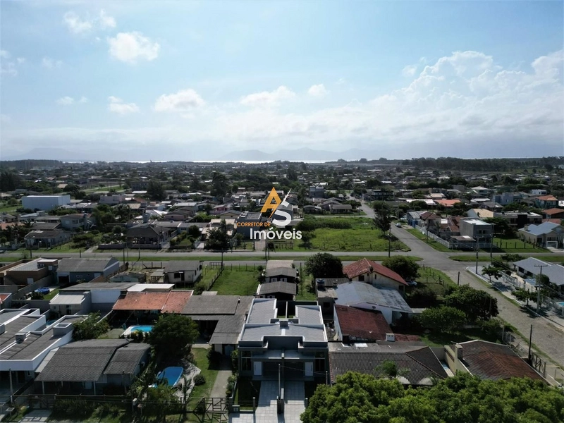 CASA À VENDA A VENDA EM CAPÃO DA CANOA: 3ª foto da galeria de imagens do imóvel