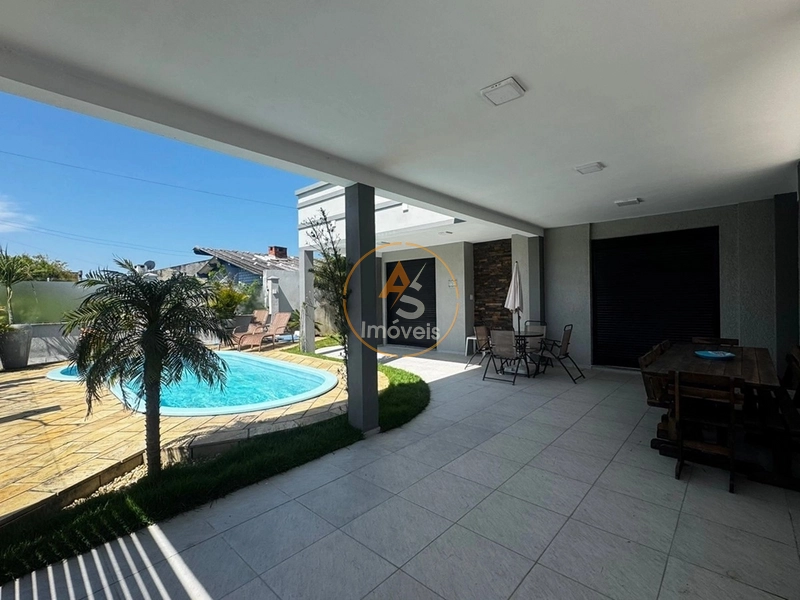 CASA COM PISCINA EM ATLÂNTIDA SUL!!!: 1ª foto da galeria de imagens do imóvel
