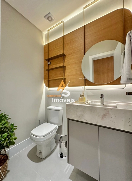 APTO DE 3 DORMITÓRIOS FINAMENTE MOBILIADO E DECORADO EM CAPÃO!!!: 2ª foto da galeria de imagens do imóvel