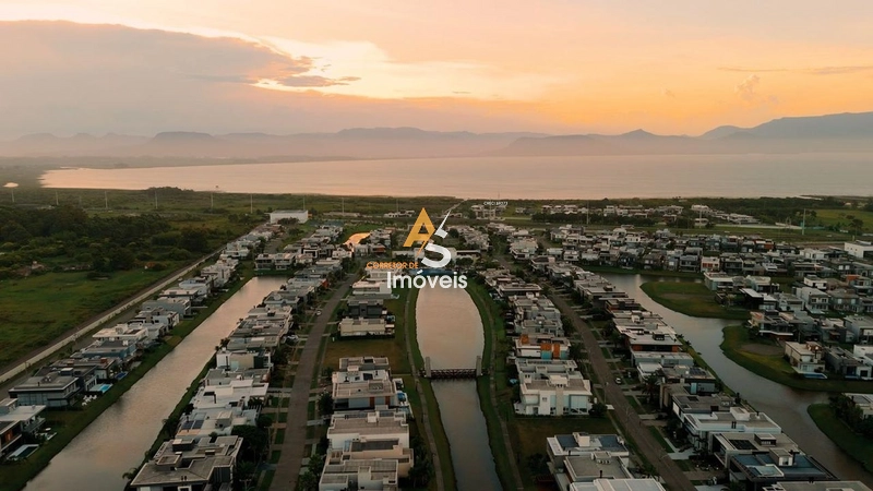 CASA FINAMENTE MOBILIADA E DECORADA NO CONDOMÍNIO CAPÃO ILHAS RESORT: 2ª foto da galeria de imagens do imóvel