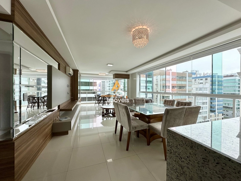 APARTAMENTO À VENDA, 1 QUADRA DO MAR E DE ESQUINA!!!: 5ª foto da galeria de imagens do imóvel