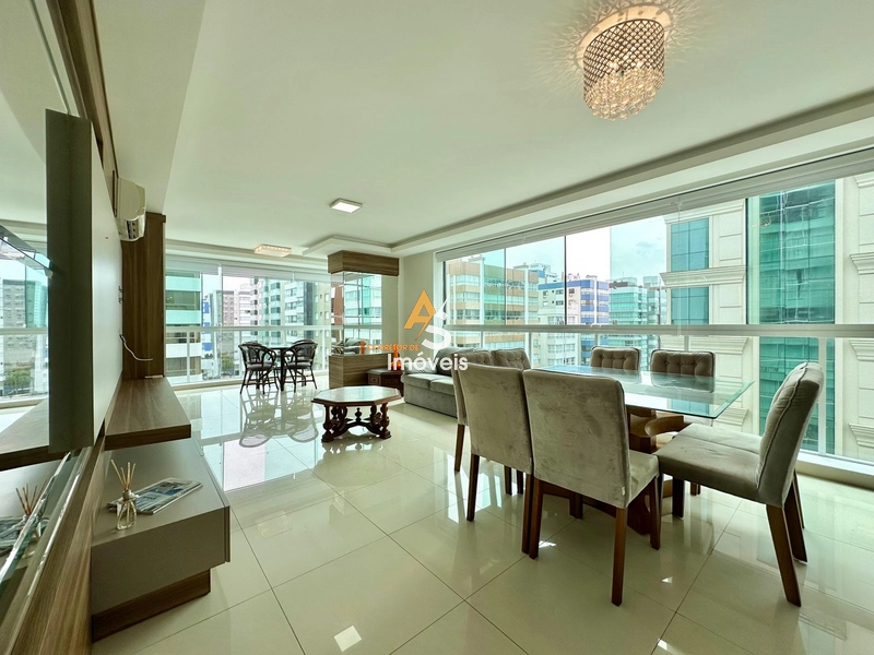 APARTAMENTO À VENDA, 1 QUADRA DO MAR E DE ESQUINA!!!: 4ª foto da galeria de imagens do imóvel