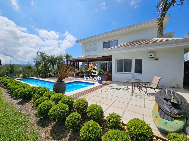 CASA NO CONDOMÍNIO ENSEADA EM XANGRI-LÁ: 18ª foto da galeria de imagens do imóvel