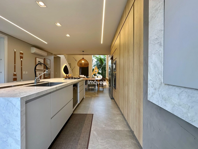 SOBRADO À VENDA!!! OPORTUNIDADE !!! COND. CONDADO CAPÃO: 9ª foto da galeria de imagens do imóvel