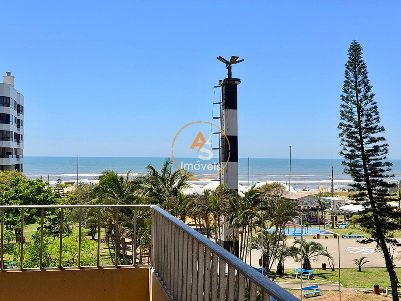 COBERTURA À VENDA SACADA DE FRENTE PARA A PRAÇA DO FAROL: 2ª foto da galeria de imagens do imóvel