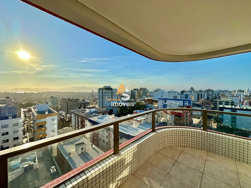 VISTÃO DO MAR, SERRA E CIDADE: 2ª foto da galeria de imagens do imóvel