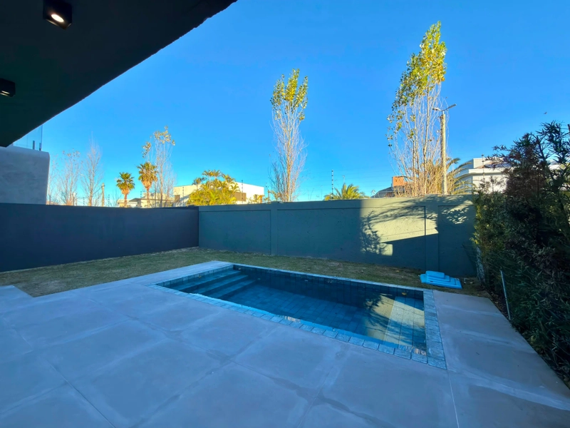 Casa 4 suítes com piscina - Condomínio Sunset, Xangri-lá: 11ª foto da galeria de imagens do imóvel