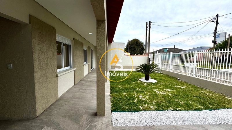 CASA NA PRAIA DE ATLÂNTIDA SUL: 5ª foto da galeria de imagens do imóvel