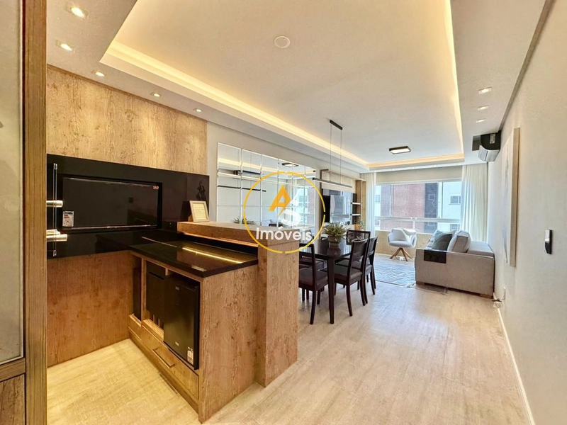 APTO DE 2 DORMITÓRIOS FINAMENTE MOBILIADO E DECORADO!!!: 1ª foto da galeria de imagens do imóvel