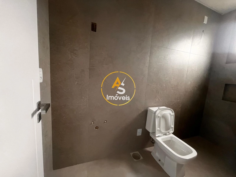 EXCELENTE SOBRADO EM RAINHA DO MAR: 20ª foto da galeria de imagens do imóvel