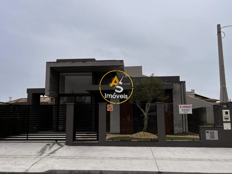 EXCELENTE SOBRADO EM RAINHA DO MAR: 1ª foto da galeria de imagens do imóvel