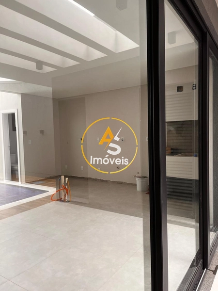 EXCELENTE SOBRADO EM RAINHA DO MAR: 7ª foto da galeria de imagens do imóvel