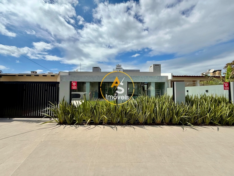 EXCELENTE CASA NO CENTRO DE CAPÃO DA CANOA!!!: 2ª foto da galeria de imagens do imóvel