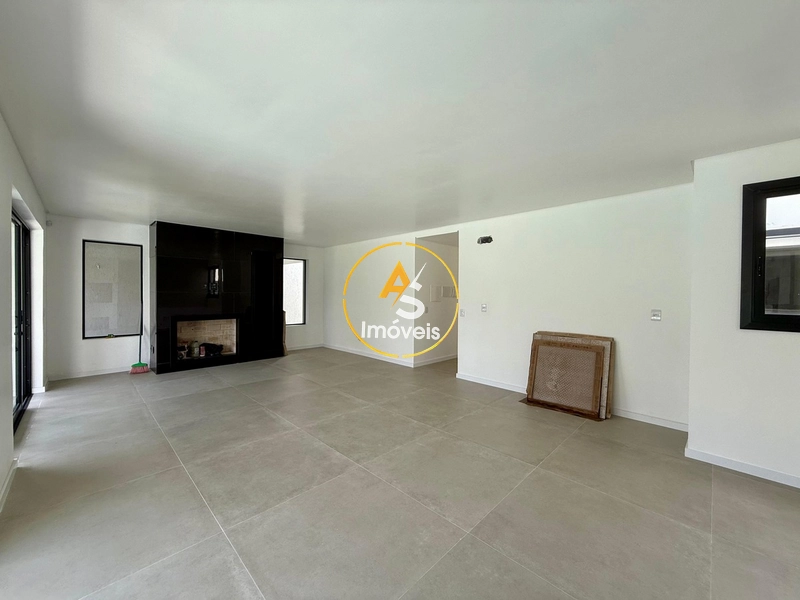 EXCELENTE CASA NO CENTRO DE CAPÃO DA CANOA!!!: 1ª foto da galeria de imagens do imóvel