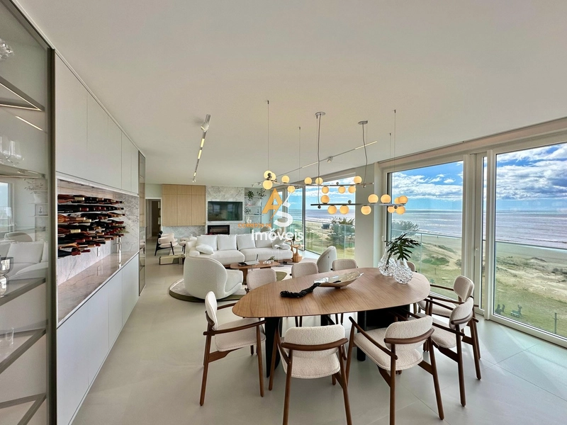 APARTAMENTO À VENDA COM VISTA FANTÁSTICA PARA O MAR: 2ª foto da galeria de imagens do imóvel