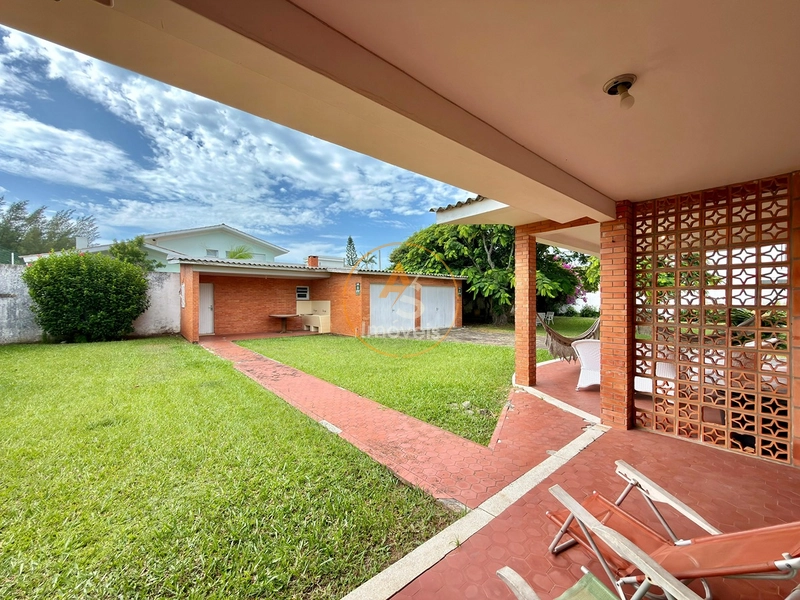 CASA À VENDA EM ATLÂNTIDA  COM DOIS TERRENOS : 17ª foto da galeria de imagens do imóvel